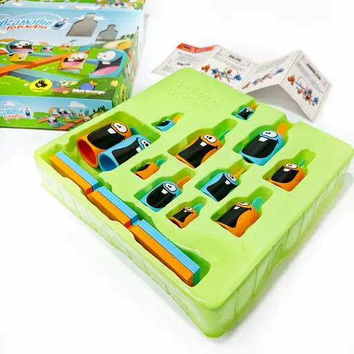 Board Game Невгамовні Гоблери (Gobblet Gobblers) photo 3