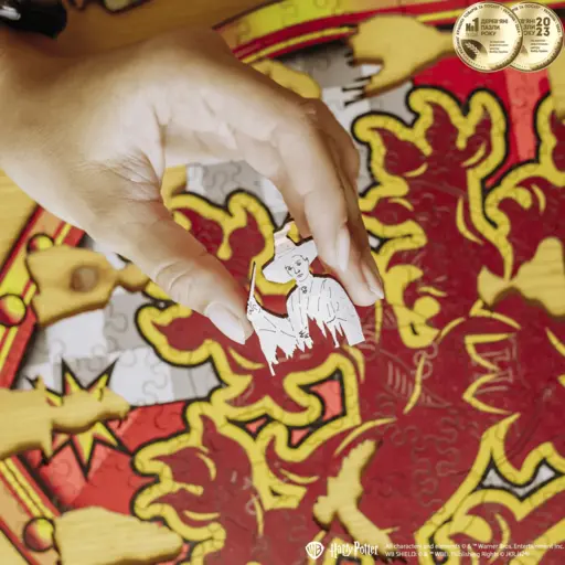 Wooden Jigsaw Puzzle Harry Potter - Gryffindor Crest XL (243) photo 5